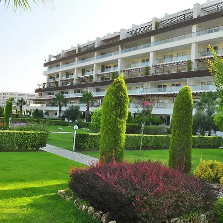 Babylon Beach Side